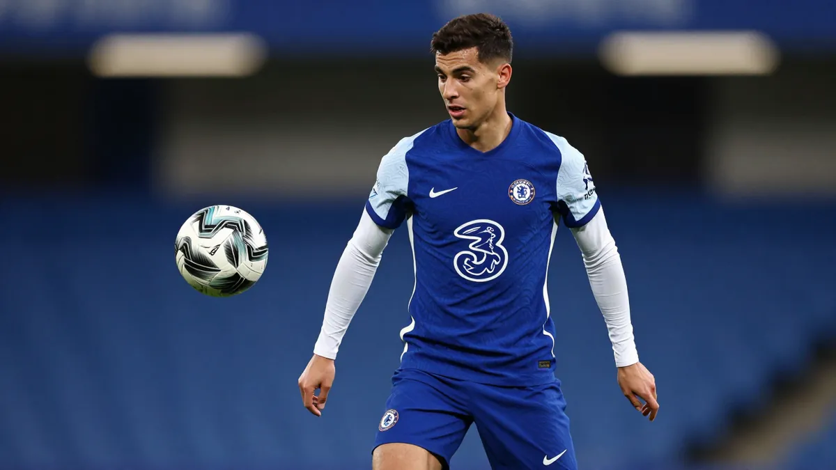 Lacroix quitte Crystal Palace pour Chelsea, un nouveau défenseur pour l'équipe de France