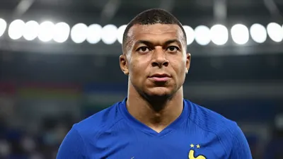 L'équipe de France est première de son groupe de qualification pour la Coupe du Monde 2026 avec 9 points, malgré une...